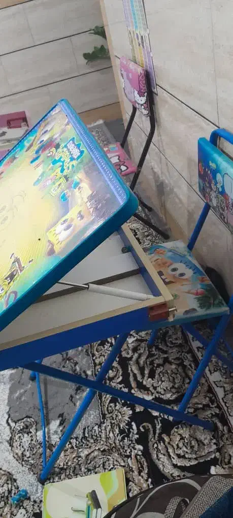 دو عدد میز تحریر|میز تحریر و کامپیوتر|کارون, |دیوار