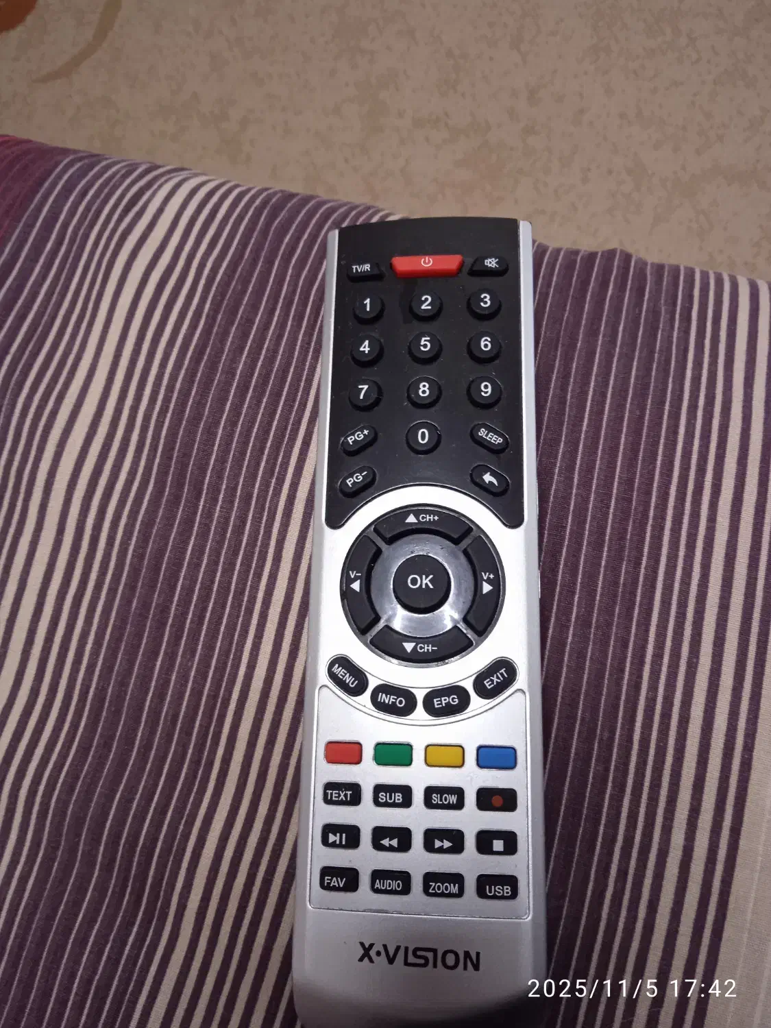 تلویزیون سامسونگ ۱۴ اینچ اصل کره با گیرنده دیجیتال|تلویزیون و پروژکتور|رشت, استقامت ۱|دیوار