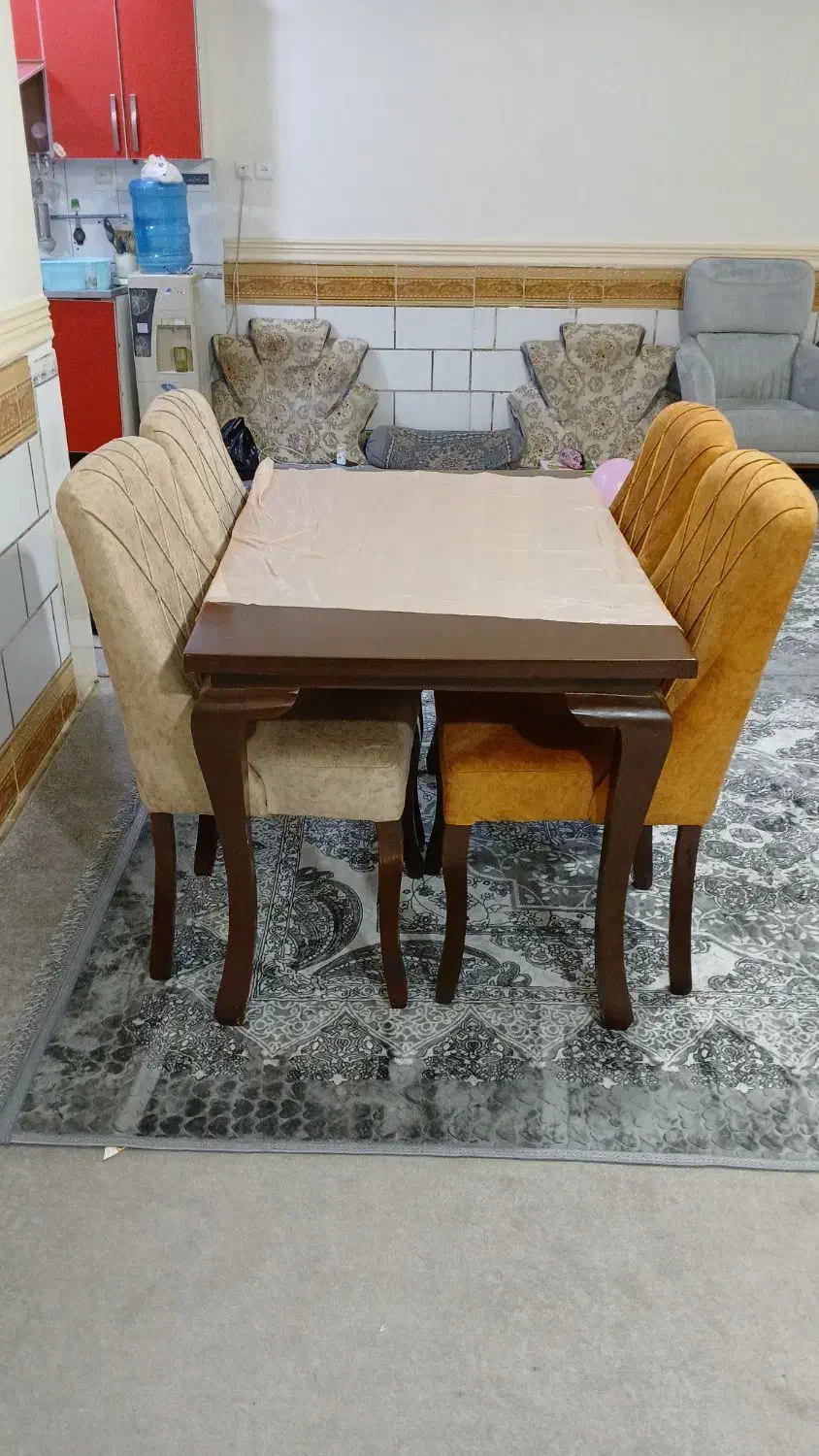 میز غذاخوری 4 نفره در حدنو|میز و صندلی غذاخوری|اهواز, کیانشهر|دیوار
