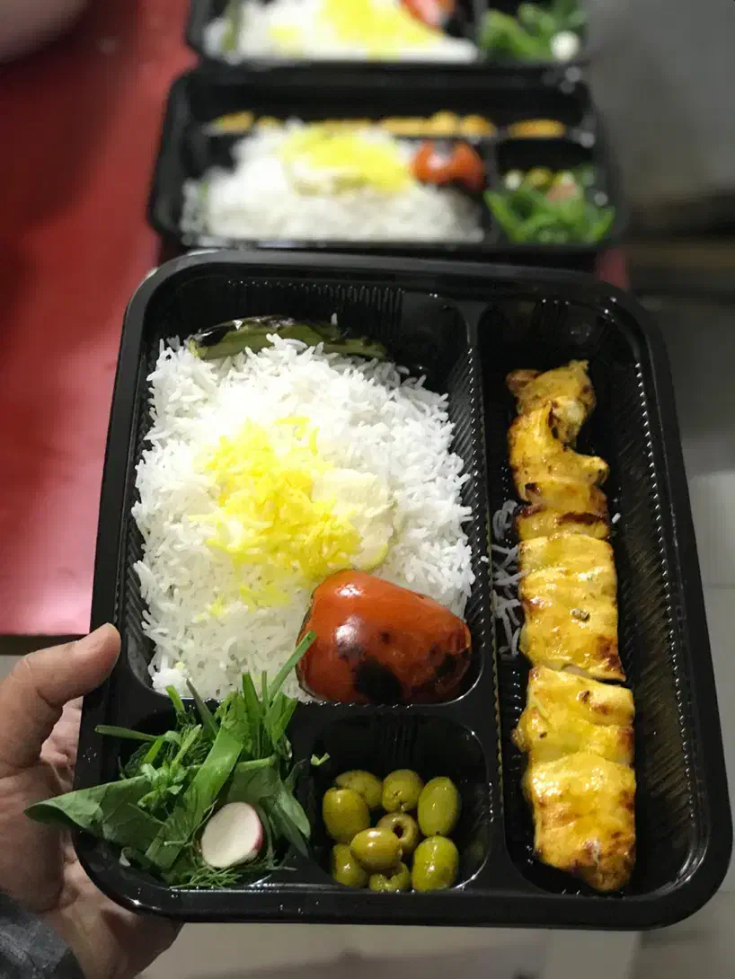 قبول سفارش غذای شرکتها،ادارات،جلسات،مهمانیهای ویژه|خدمات پذیرایی، مراسم|تبریز, |دیوار