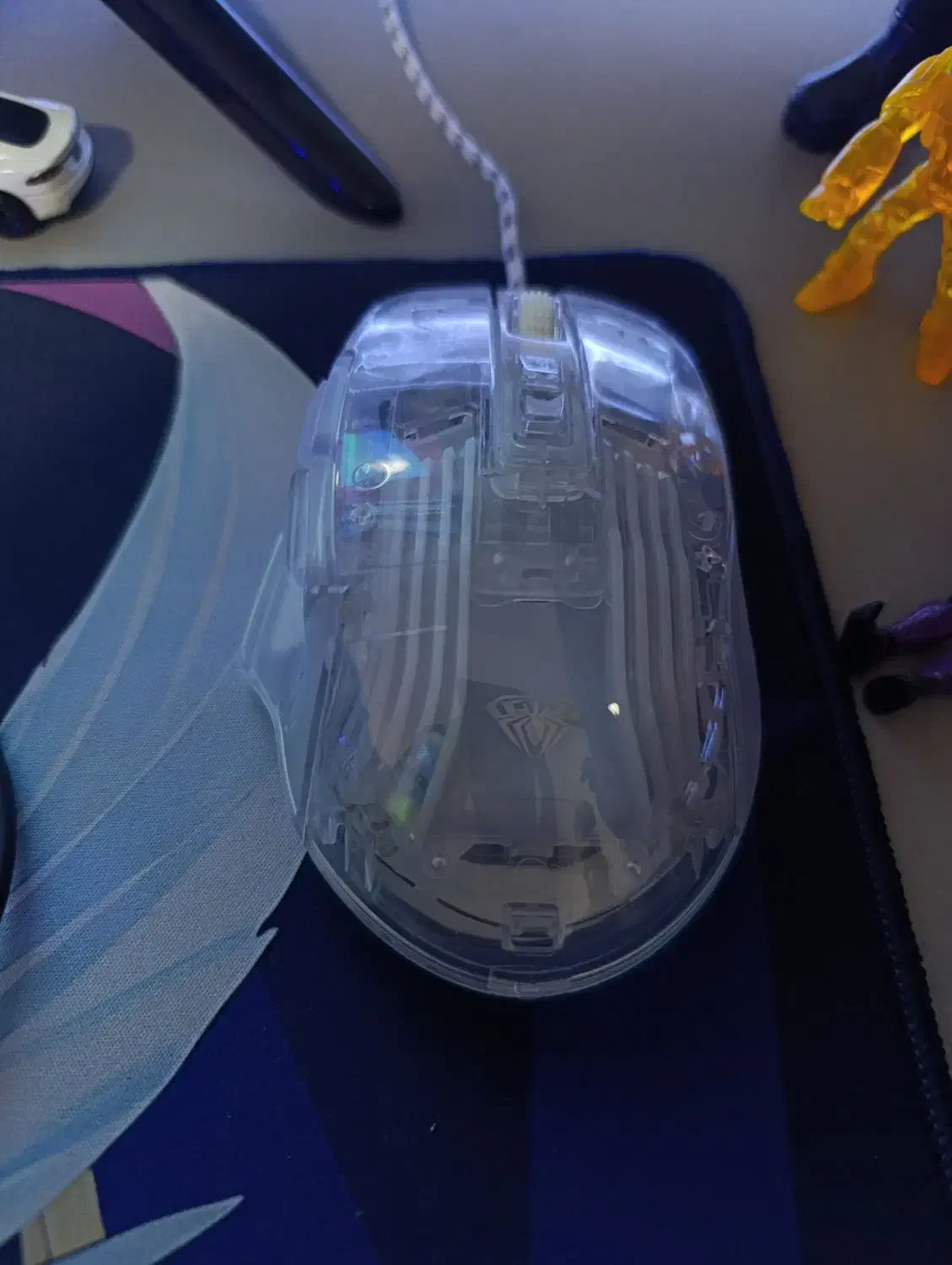 موس گیمینگ شیشه ای ائولا|قطعات و لوازم جانبی رایانه|محمدشهر, شهرک پیام (مهرالبرز)|دیوار