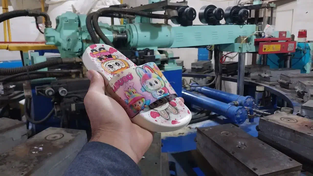 استخدام منشی کارخانه دمپایی|استخدام اداری و مدیریت|قم, جمکران|دیوار