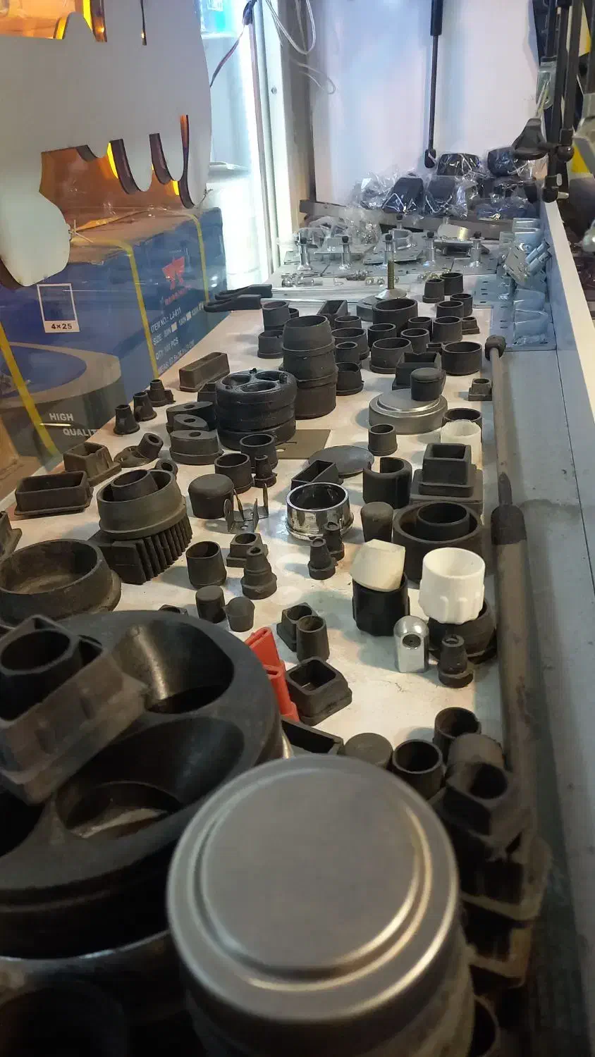 پایه درپوش پلاستیک میز و صندلی|صندلی و نیمکت|تبریز, |دیوار