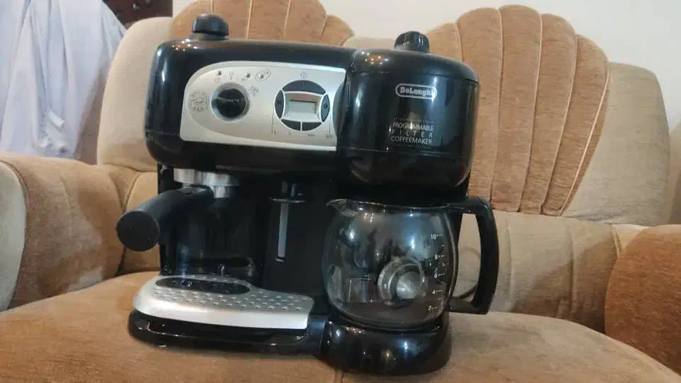 قهوه ساز دلونگی قهوه جوش فرانسوی|سماور، چایساز، قهوهساز|تهران, فلسطین (میدان انقلاب)|دیوار