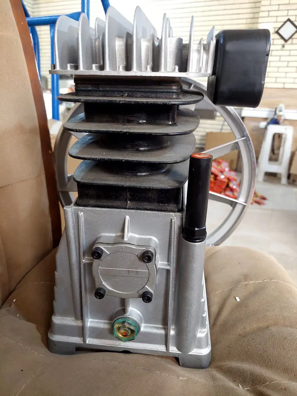 سیلندر پمپ باد ۳۵۰لیتری  ایتالیایی|ابزارآلات|میناب, |دیوار