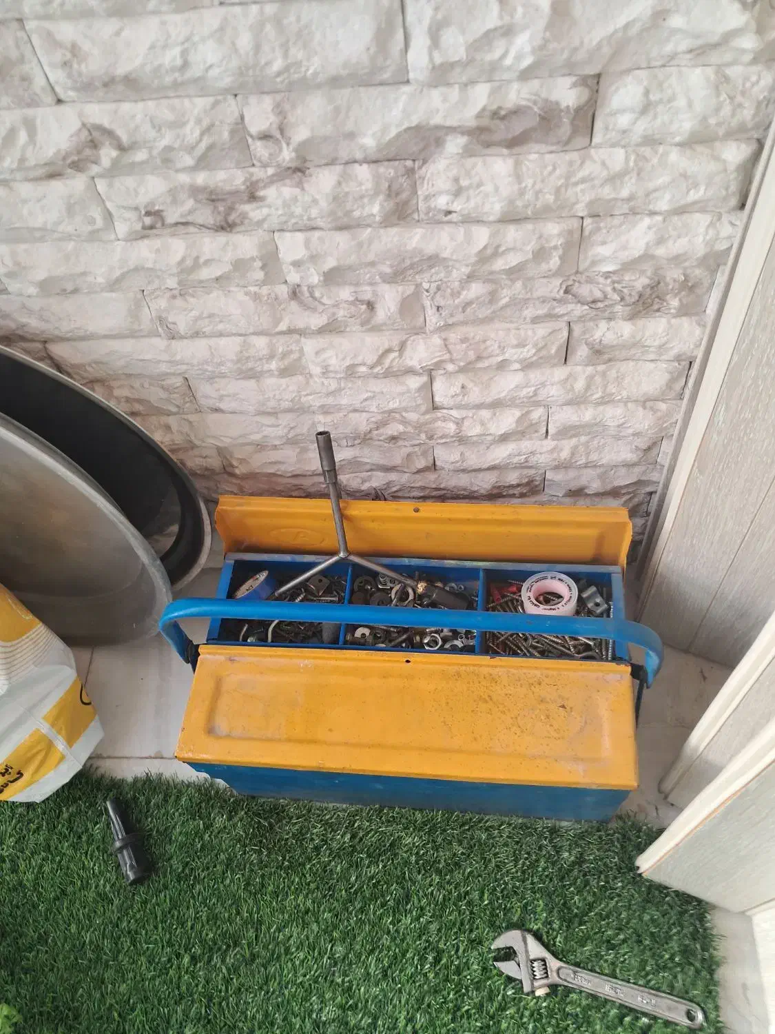 جعبه ابزار|ابزارآلات|ری, حمزه‌آباد|دیوار