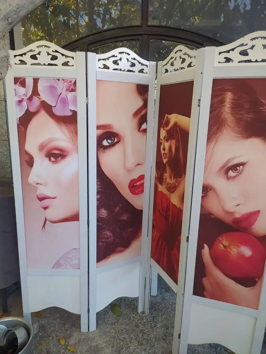 لوازم آرایشگاه|آرایشگاه و سالن‌های زیبایی|فارسان, |دیوار