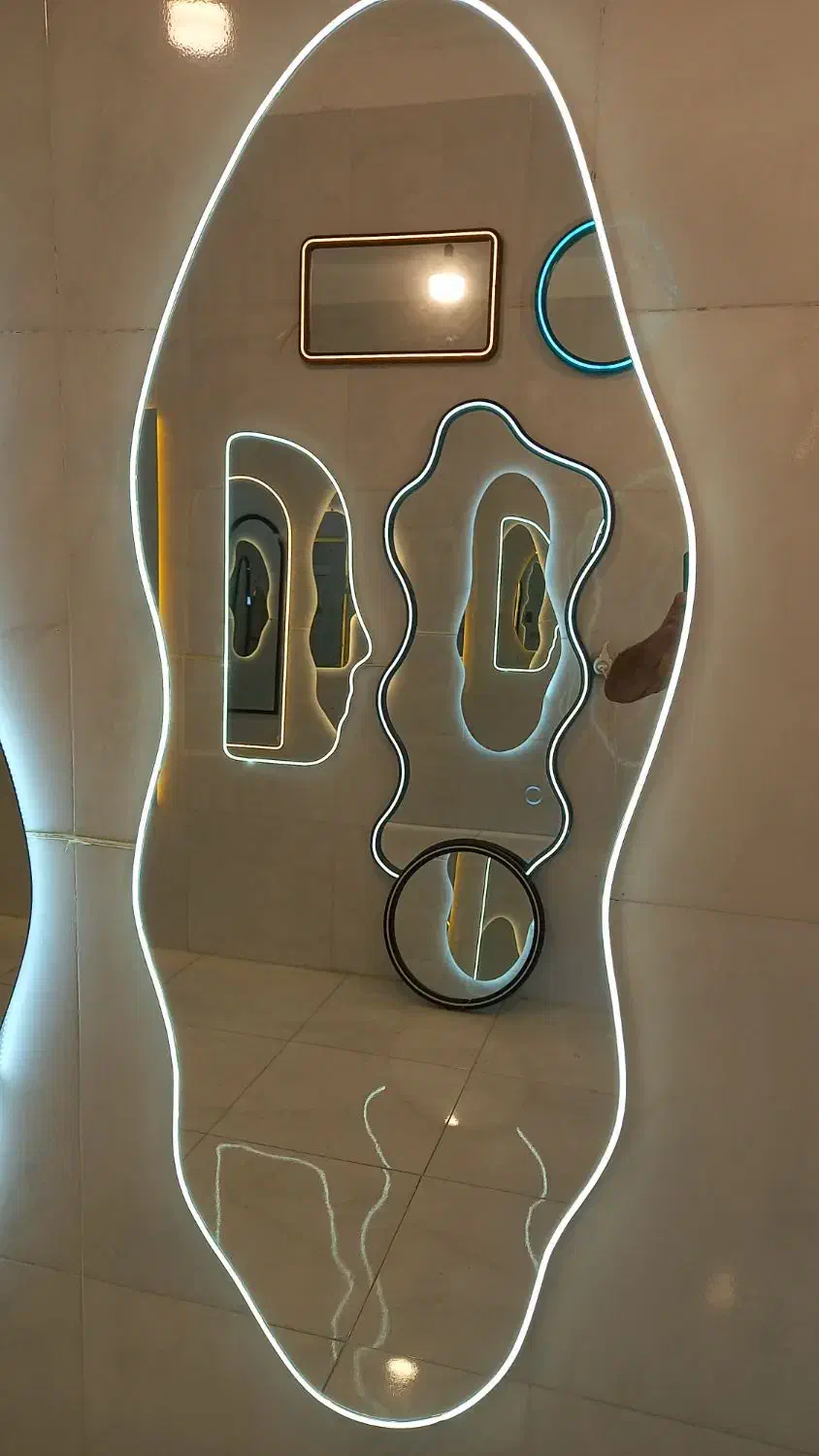 آینه قدی تاچ لمسی نئون بک لایت|آینه|مشهد, نوید|دیوار