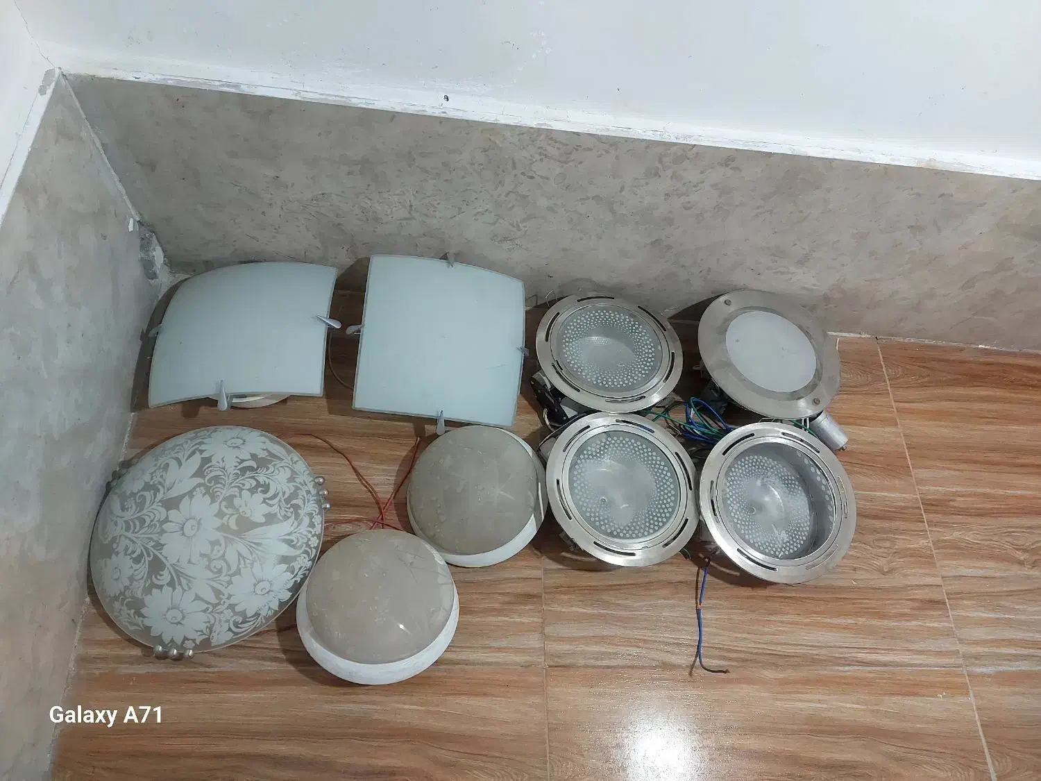 چراغ سقفی روکار وتوکار، گوشی آیفون صوتی|لامپ و چراغ|کرمانشاه, |دیوار