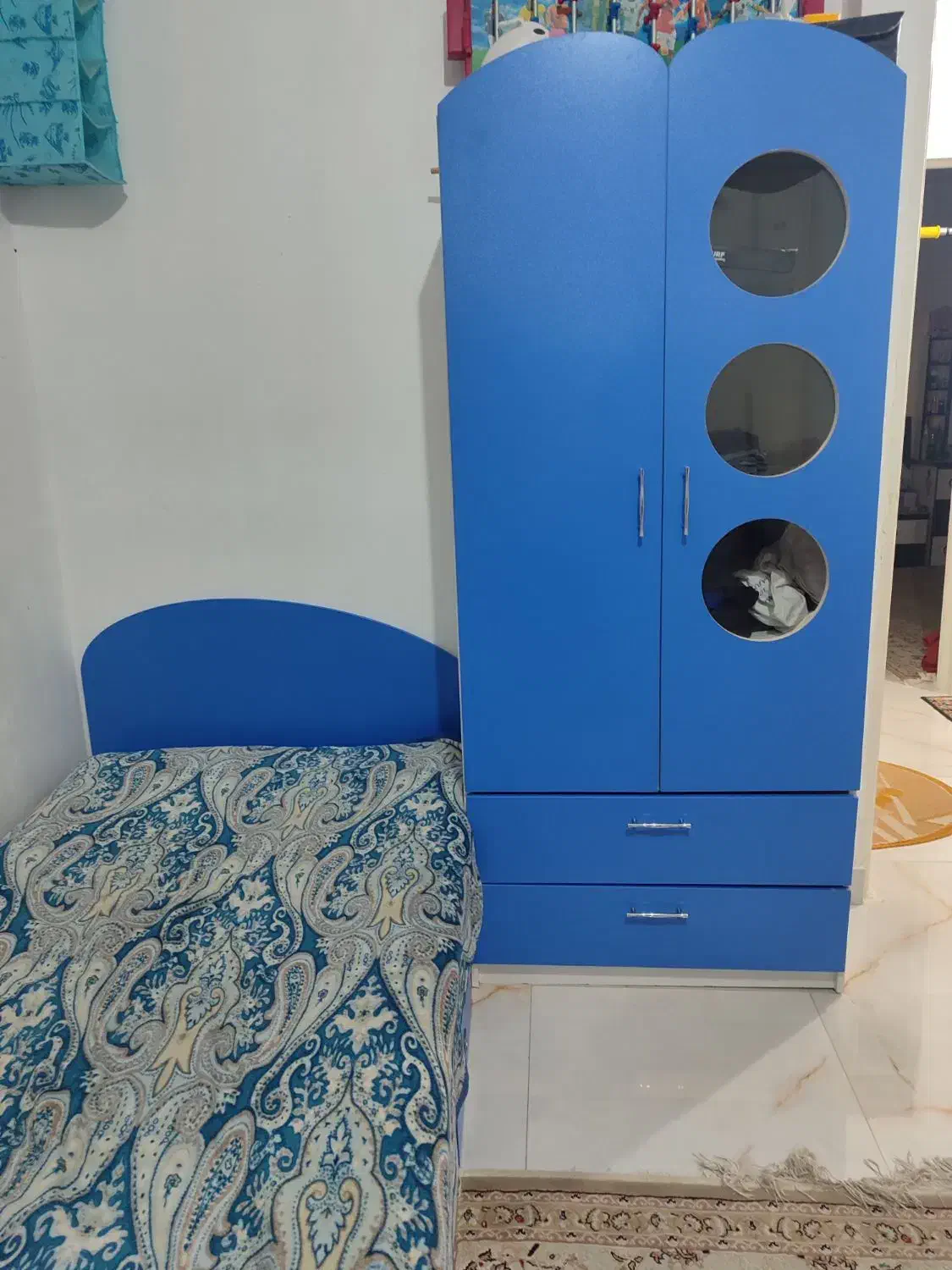 ست تخت و خواب پسرانه آبی به همراه میز تحریر|تخت و صندلی بچه|لاهیجان, بوجایه|دیوار