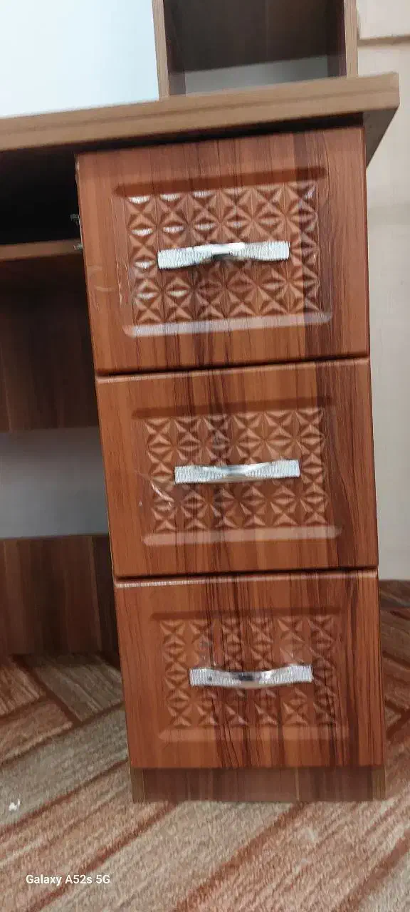 میز کامپیوتر|میز تحریر و کامپیوتر|قزوین, |دیوار