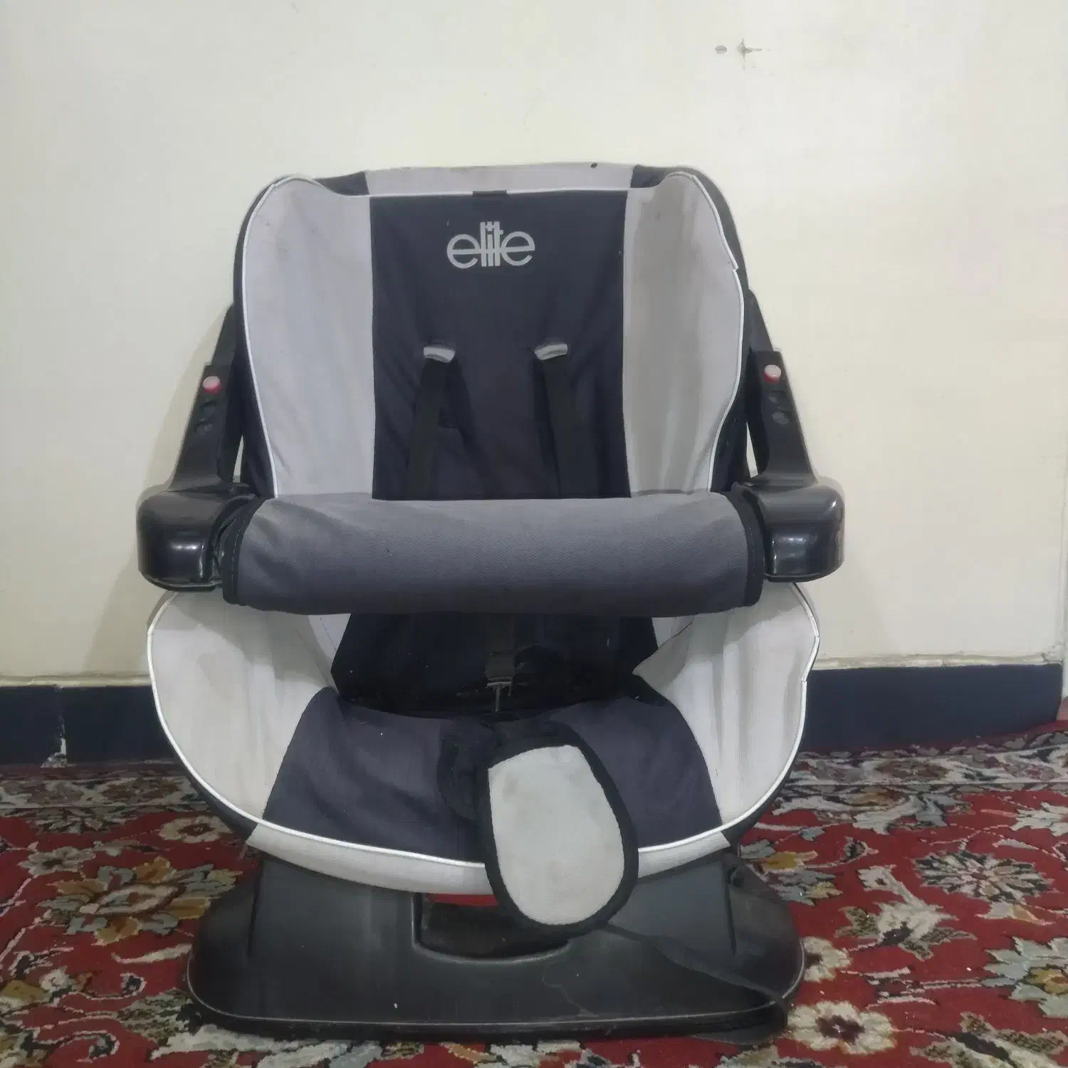 صندلی ماشین کودک|کالسکه و لوازم جانبی|شاهین‌شهر, طالقانی|دیوار