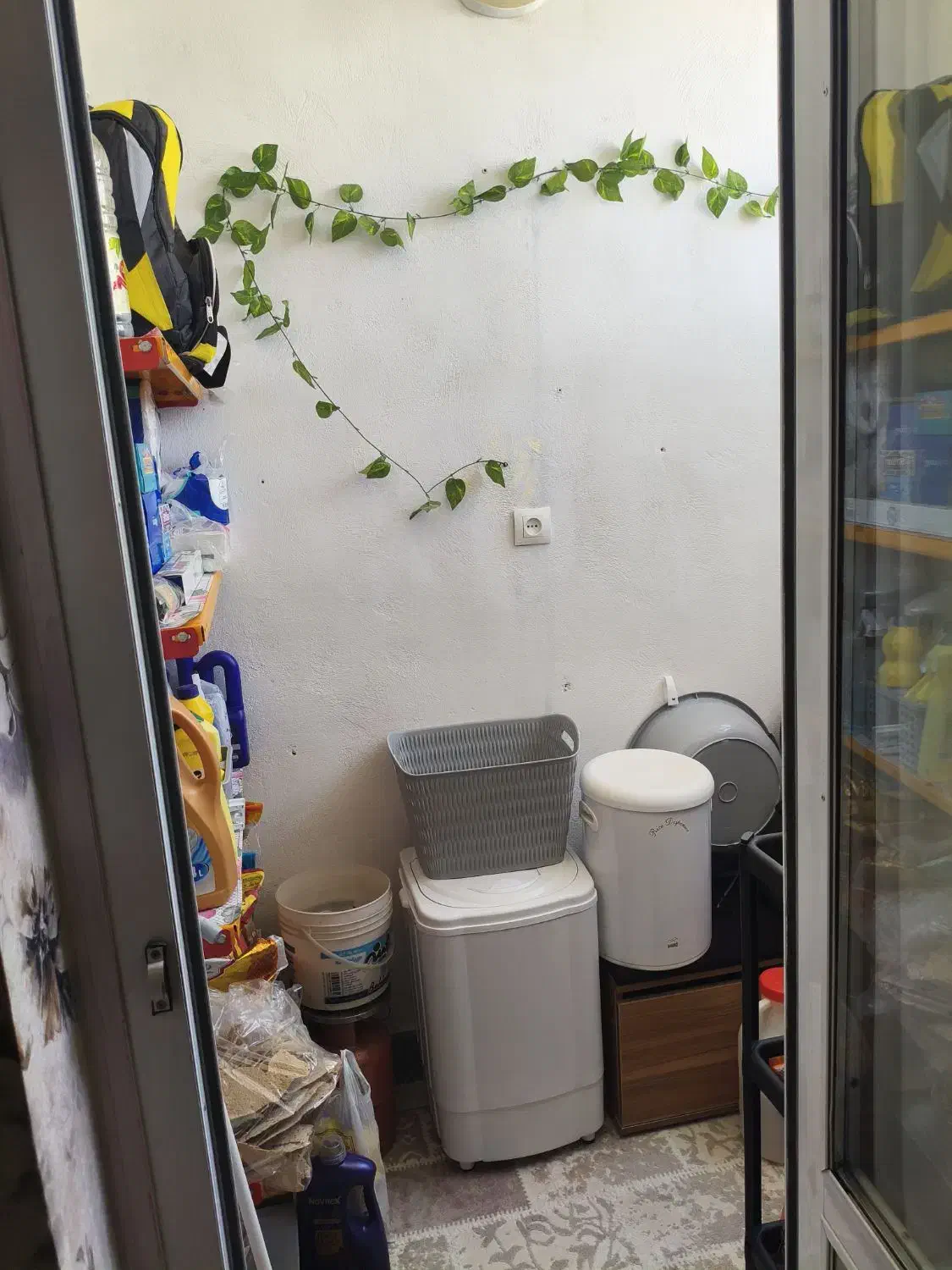 آپارتمان 93 متری-2 خوابه-شهرک شقایق اشترجان|فروش آپارتمان|فلاورجان, |دیوار