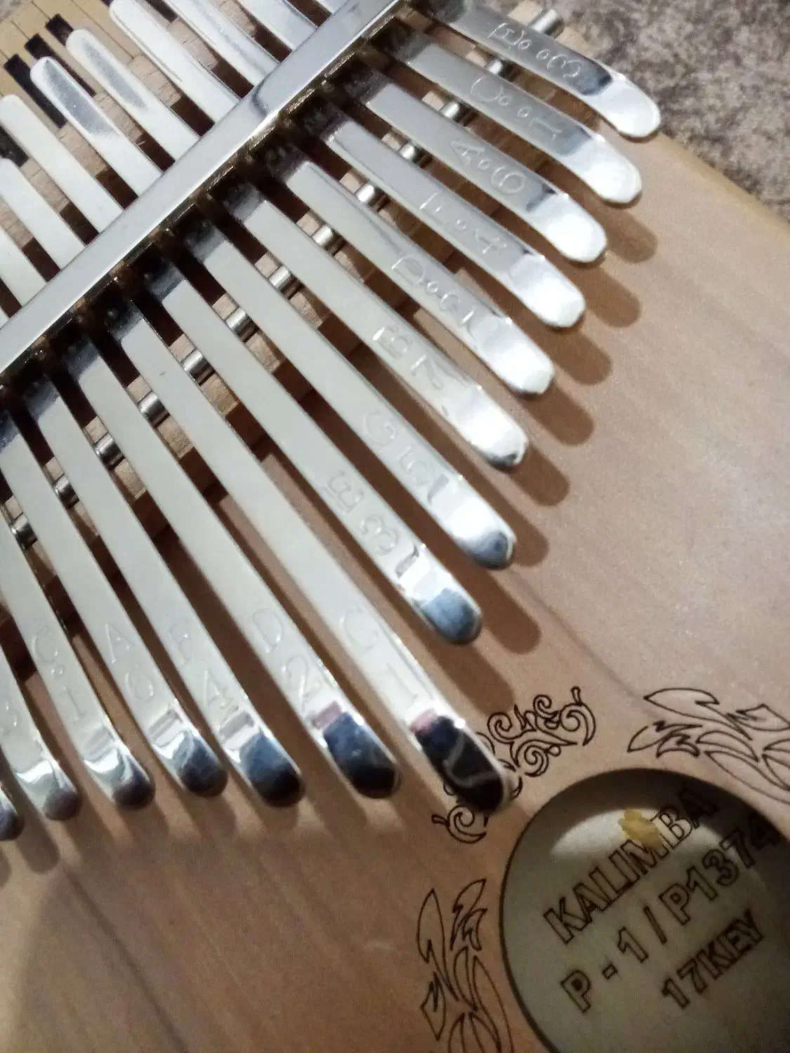 ساز کالیمبا نو|سازهای سنتی|خرم‌آباد, |دیوار