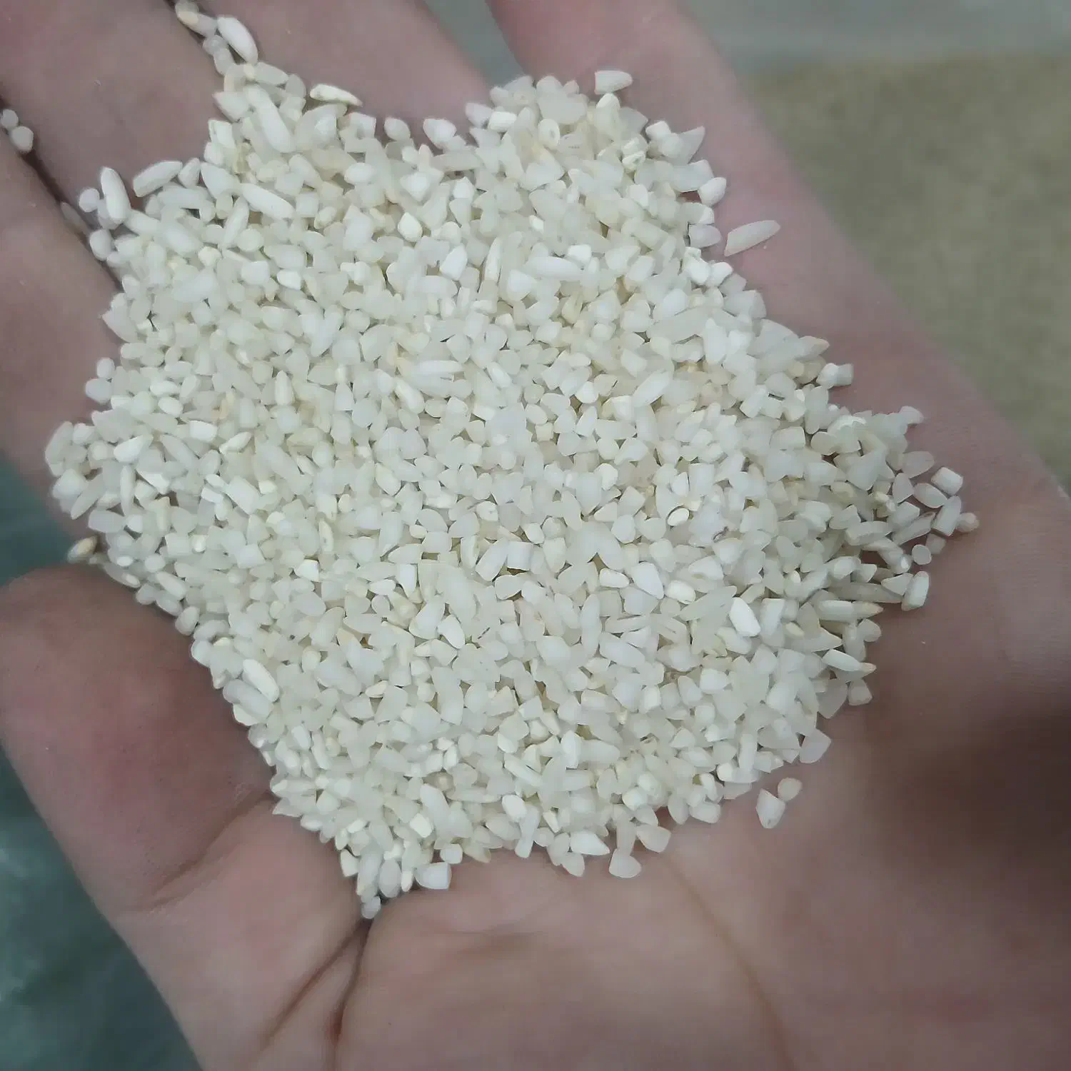 برنج نیمدانه و سر لاشه محلی|خوردنی و آشامیدنی|بروجرد, |دیوار