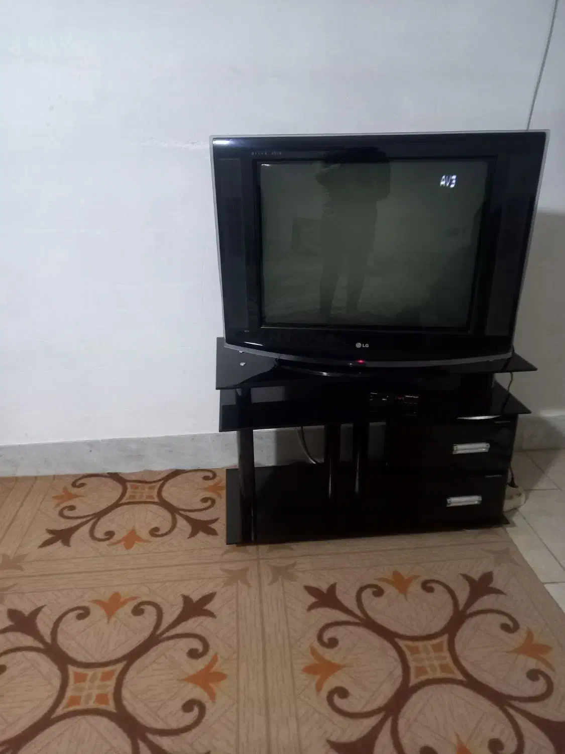 تلویزیون LGومیزتلویزیون ودستگاه دیجیتال|تلویزیون و پروژکتور|بجنورد, |دیوار