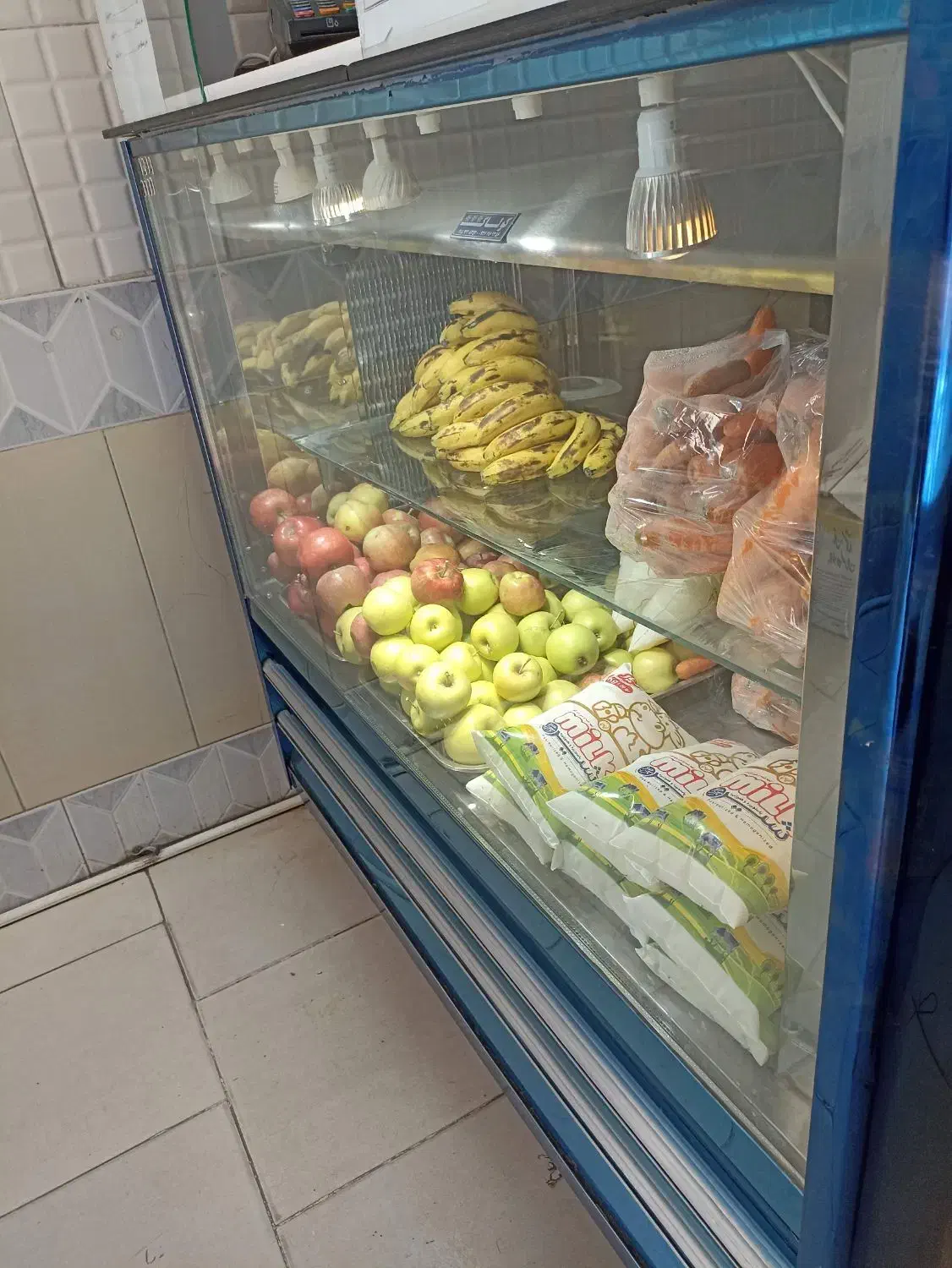 یخچال ویترینی فروشی موتور قوی|یخچال و فریزر|تربت جام, ترکمن ها|دیوار