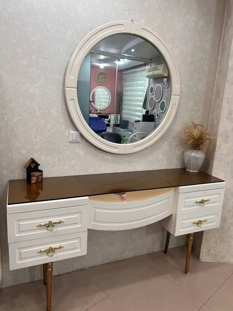 فروش آینه و کنسول ارایشگاهی دوعدد و آینه چراغدار|آرایشگاه و سالنهای زیبایی|ساری, |دیوار