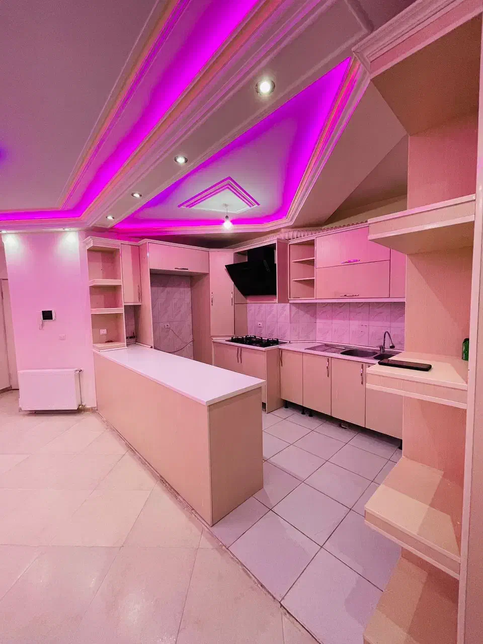 آپارتمان ۹۹ متری فاز ۴ شمال ویو ابدی پارکینگ مسقف|فروش آپارتمان|پرند, فاز ۴|دیوار