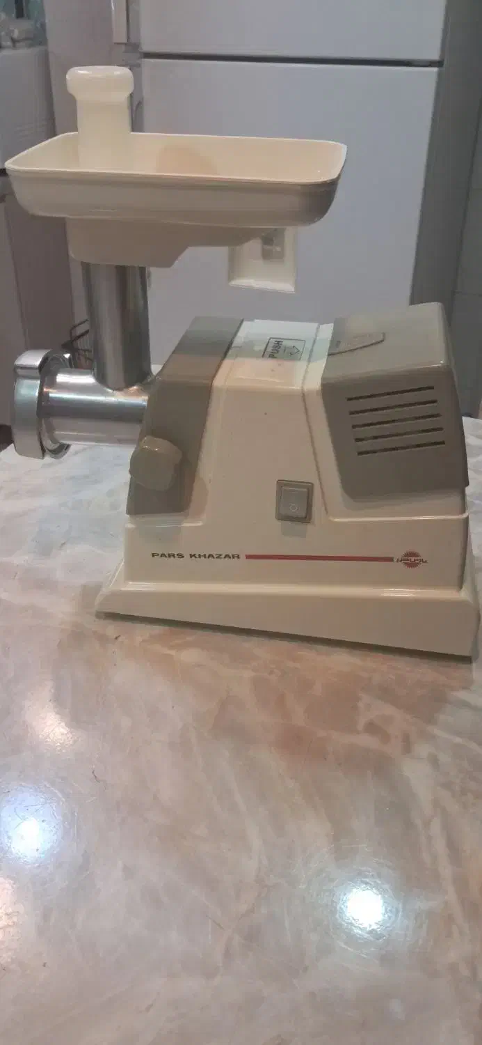 چرخ گوشت پارس خزر|خردکن، آسیاب، غذاساز|رشت, معلم|دیوار