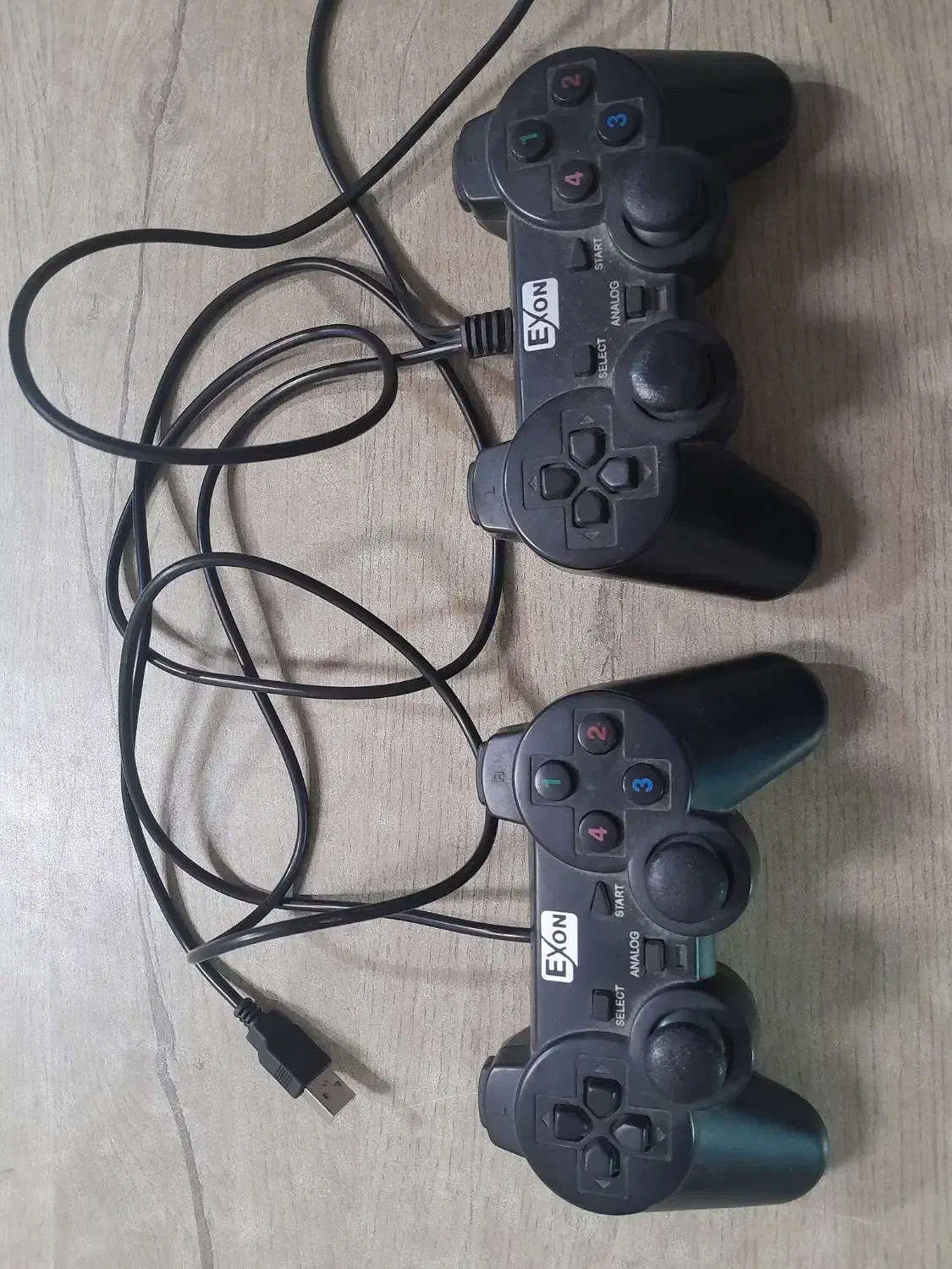 دسته کامپیوتر در حد نو|کنسول، بازی ویدئویی و آنلاین|شیراز, قلعه نو|دیوار