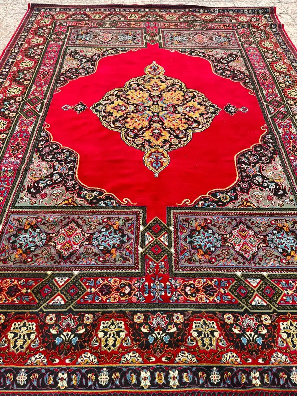 فرش  کارکرده|فرش|شوش, |دیوار