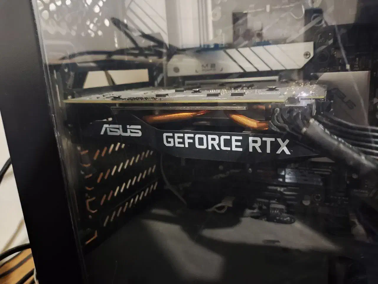 گرافیک ۲۰۶۰|قطعات و لوازم جانبی رایانه|کرمان, |دیوار