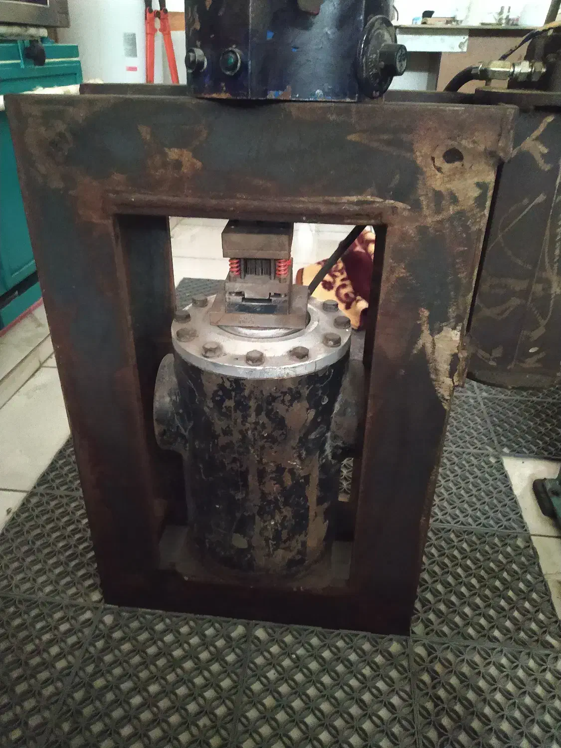 دستگاه پرس دستی ۱۰۰ تنی|ماشینآلات صنعتی|ارومیه, |دیوار