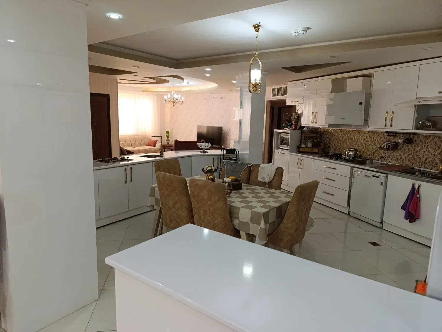 رهن واجاره|اجارهٔ آپارتمان|سبزوار, ولیعصر (نجار آباد)|دیوار