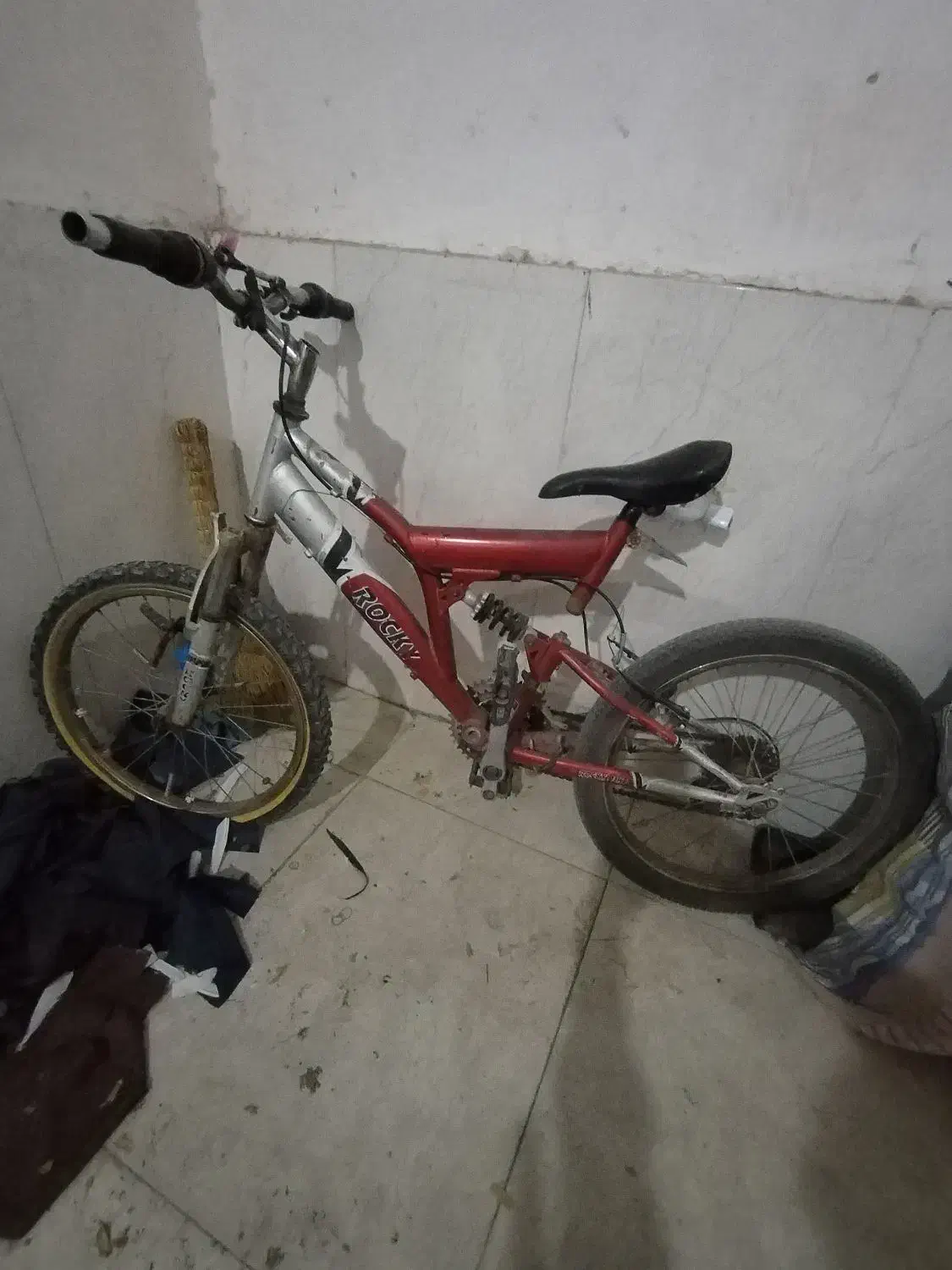 دوچرخه معاوضه با گوشی|اسباب‌بازی بچه|تربت‌حیدریه, پائین ولایت|دیوار