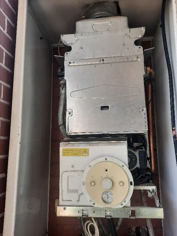 پکیج دیواری بوتان|آبگرمکن، پکیج، شوفاژ|فولادشهر, مسکن مهر فولادشهر|دیوار