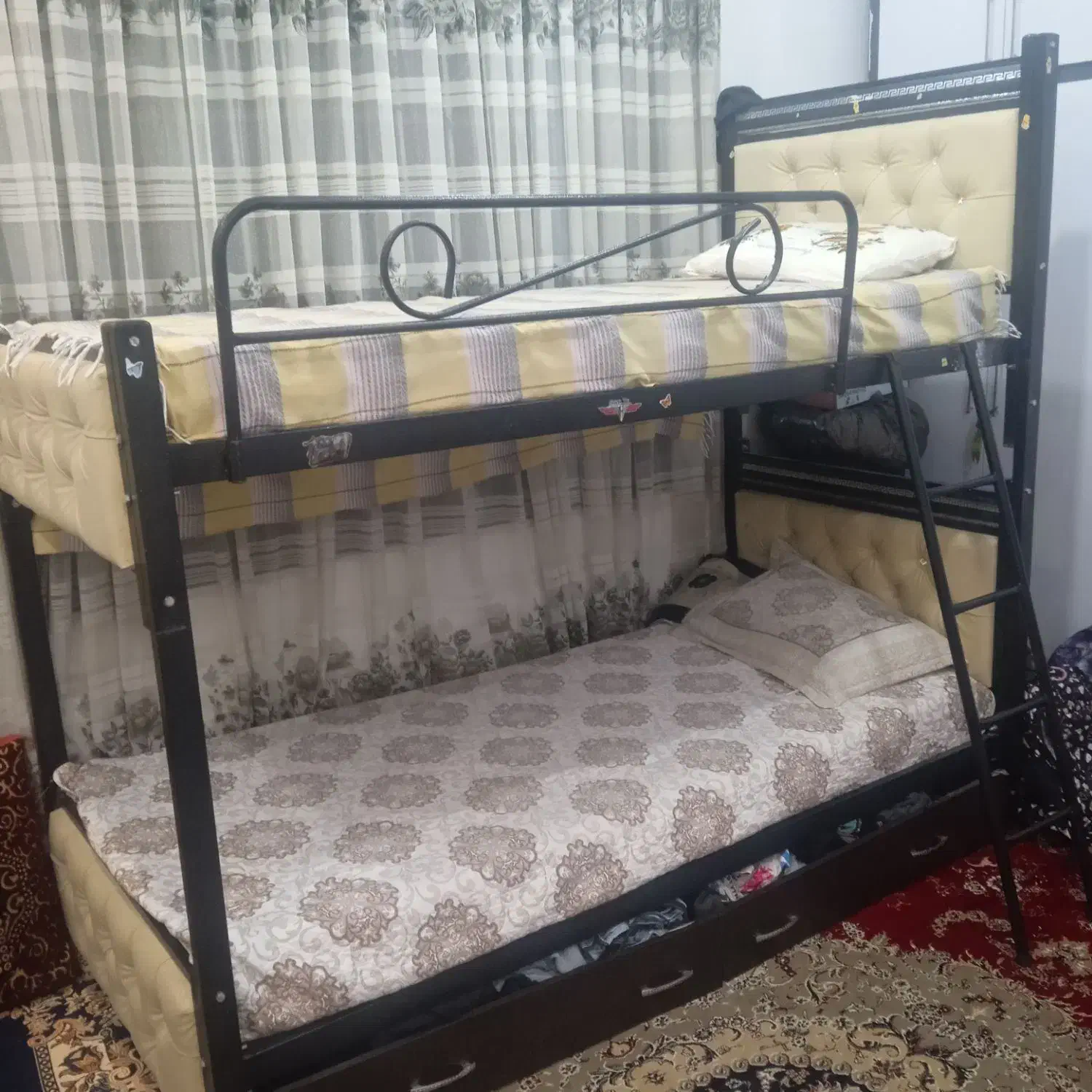 تخت‌دوطبقه‌نوجوان|تخت و سرویس خواب|مشهد, انقلاب|دیوار