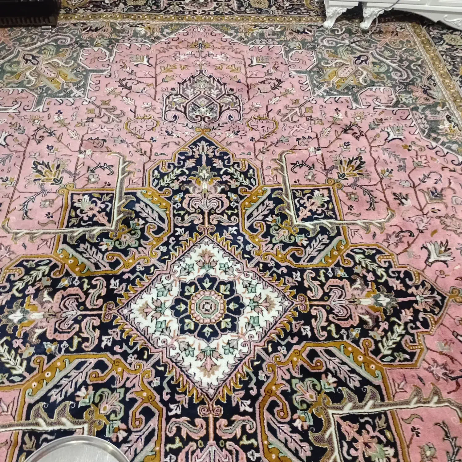 فرش ماشینی|فرش|تبریز, |دیوار