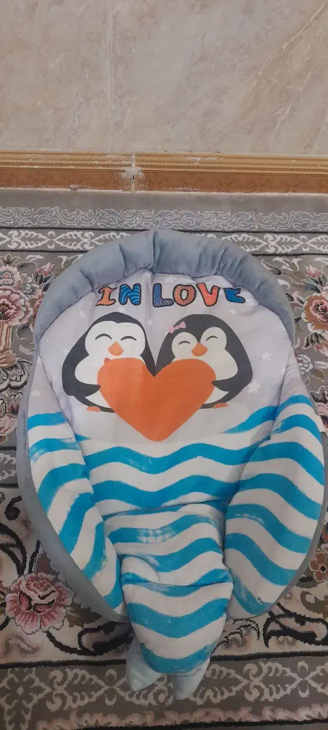 گهواره. لباس بچه نو.آغوشی|اسباب و اثاث بچه|سبزوار, علمدار|دیوار