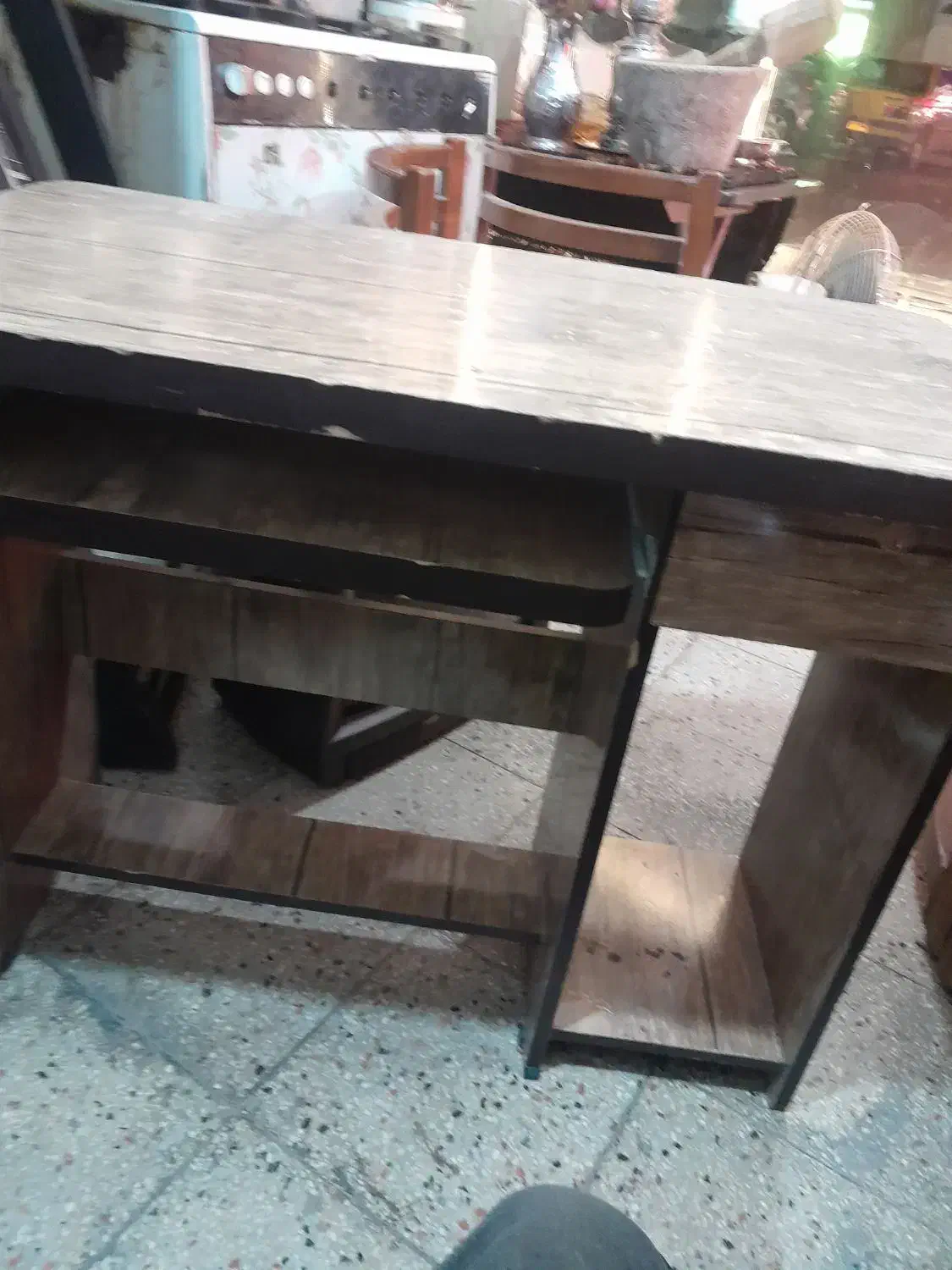 میزکامپویتر سالم مرتب|میز تحریر و کامپیوتر|مشهد, یاس|دیوار