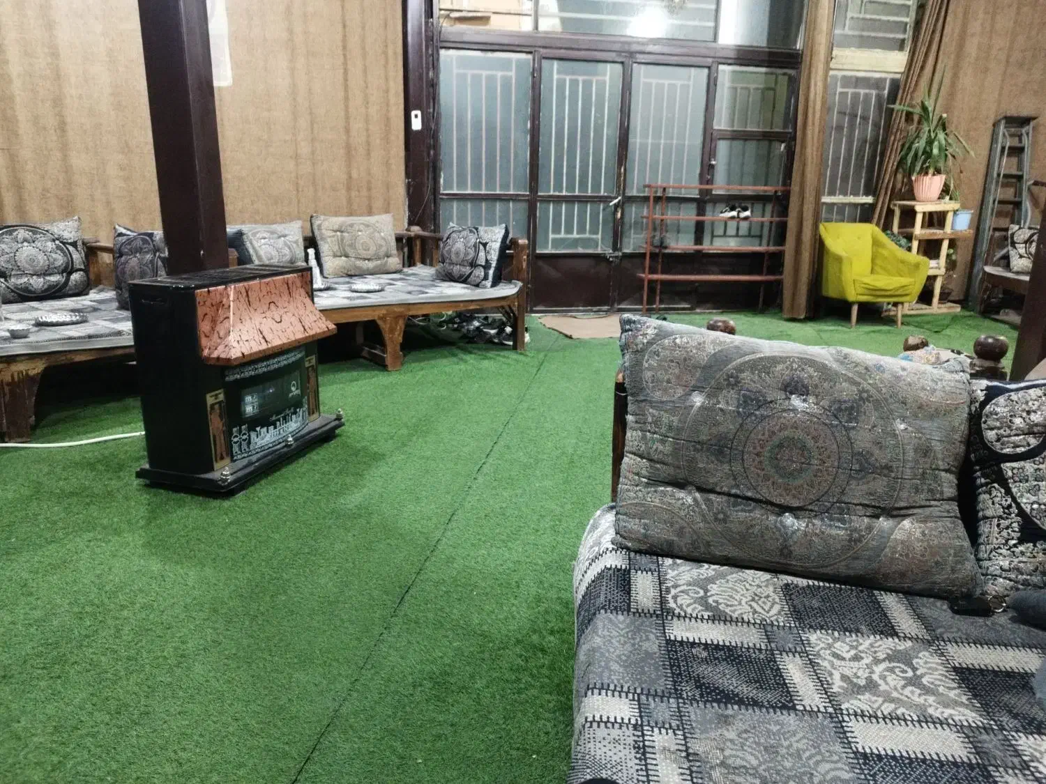 فروش چایخانه با لوازم کامل|فروش مغازه و غرفه|هرند, |دیوار