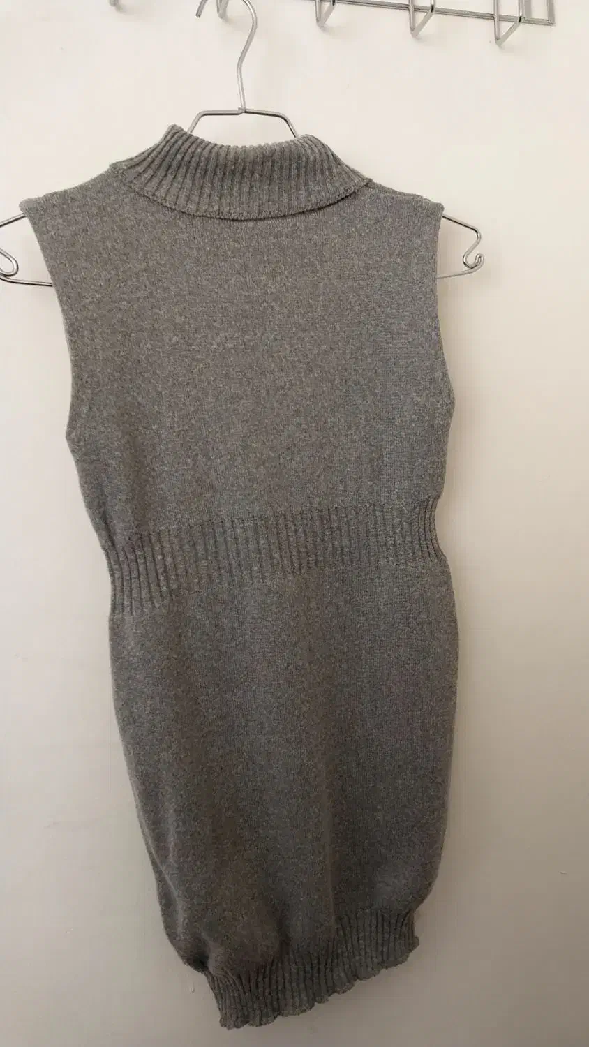 کفش|کیف، کفش، کمربند|کرج, باغستان|دیوار