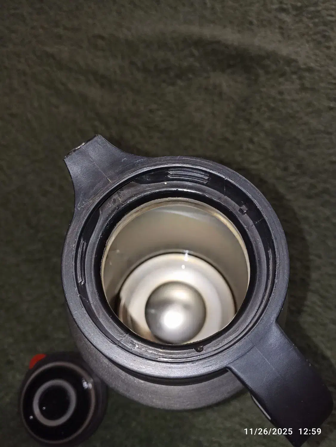 فلاسک استیل بزرگ ۲ لیتری|ظروف نگهدارنده، پلاستیکی، یک‌بارمصرف|اردبیل, |دیوار