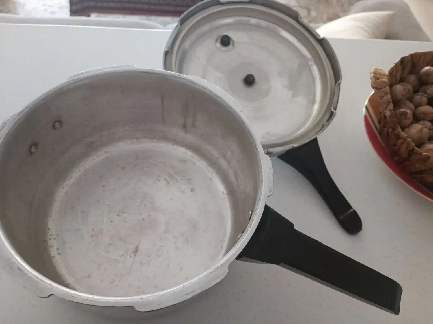 زودپز قدیمی جنس خوب|ظروف پخت‌وپز|مشکین‌دشت, |دیوار