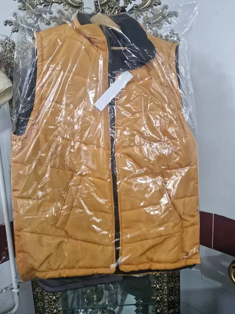 پوشاک|لباس|یاسوج, |دیوار