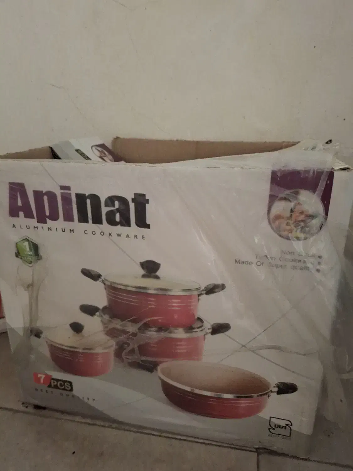 سرویس ۴ تیکه قابلمه و تابه|ظروف پختوپز|آستارا, |دیوار