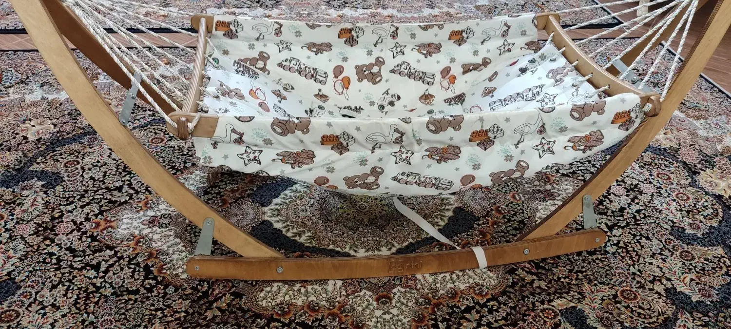 گهواره کودک|تخت و سرویس خواب|فومن, |دیوار