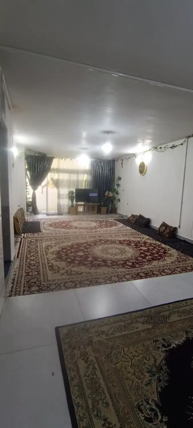 فروش اپارتمان126متری2خواب پارکینگ دار نبوی منش|فروش آپارتمان|خمینی‌شهر, |دیوار