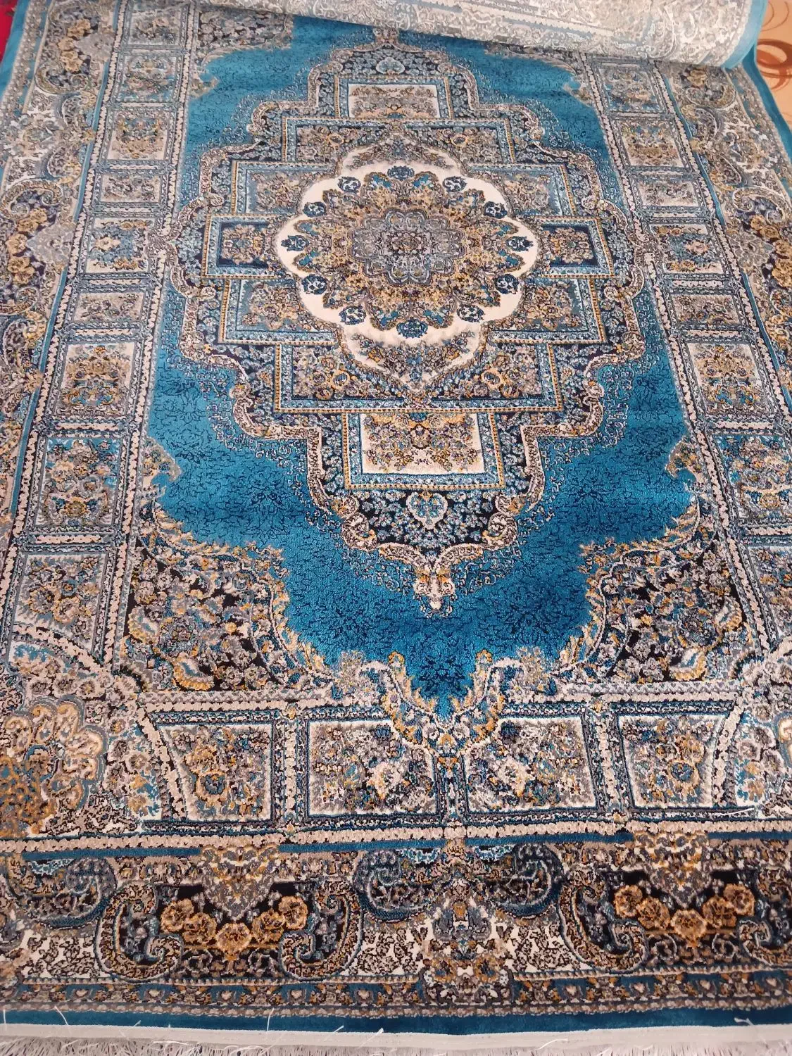 فرش ۶ متری نو و بدون استفاده|فرش|مشهد, چهاربرج|دیوار