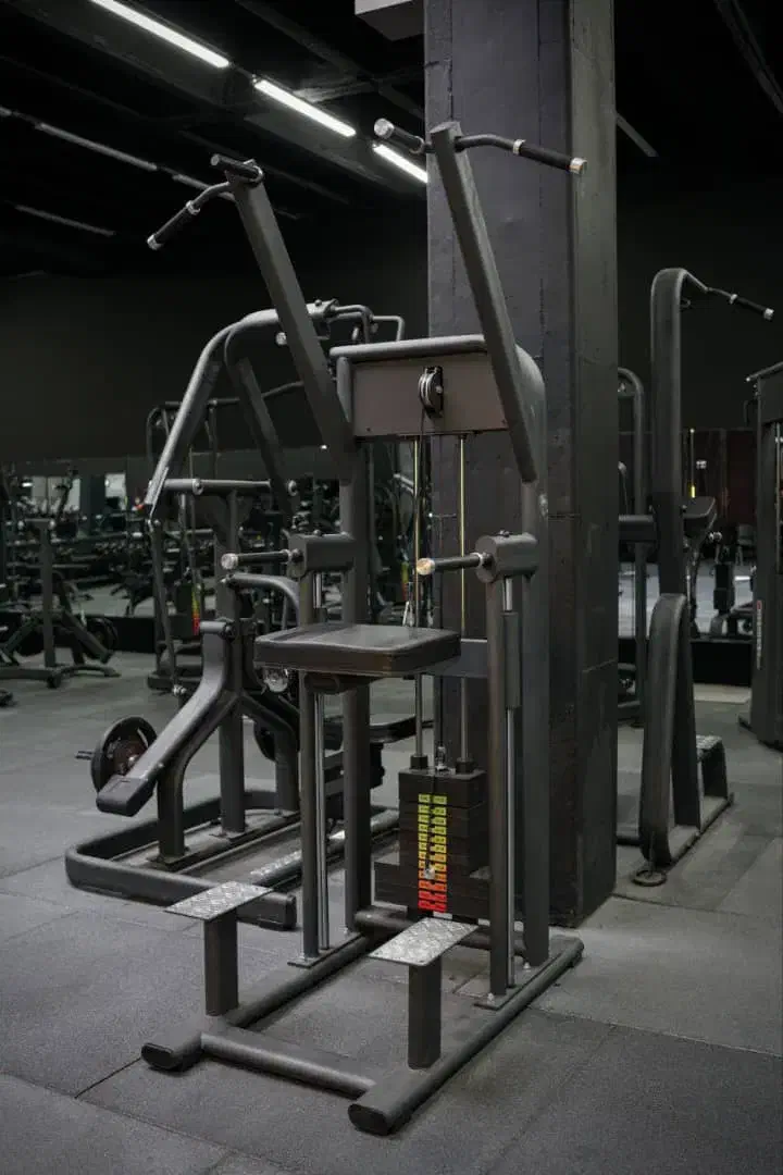 تجهیز باشگاه بدنسازی(سیم کش و وزنه آزاد و هوازی)|تجهیزات ورزشی|رباط‌کریم, رباط‌کریم|دیوار