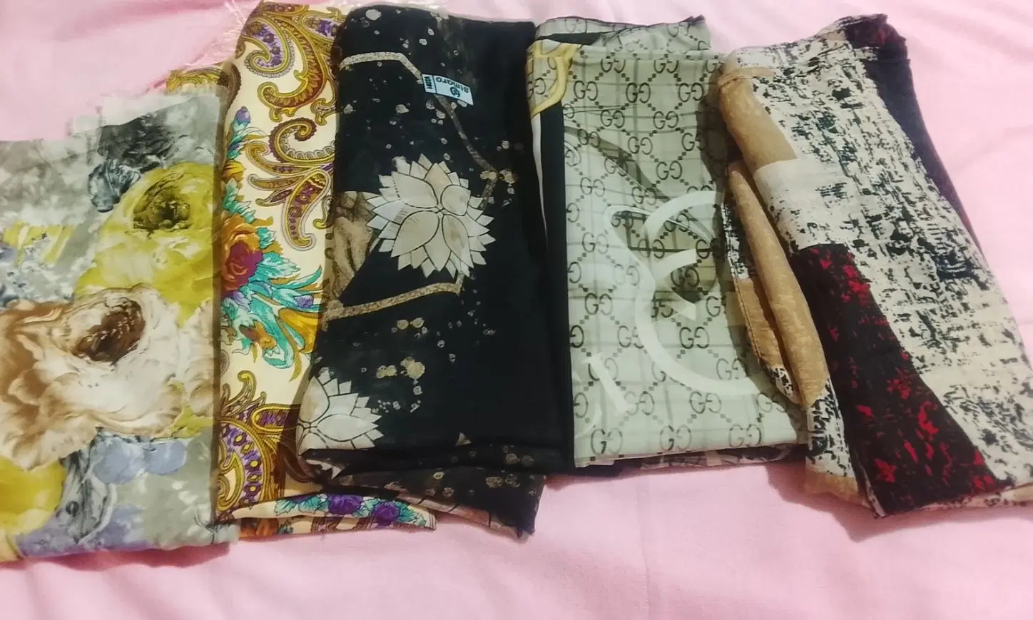 روسری|لباس|اهر, |دیوار