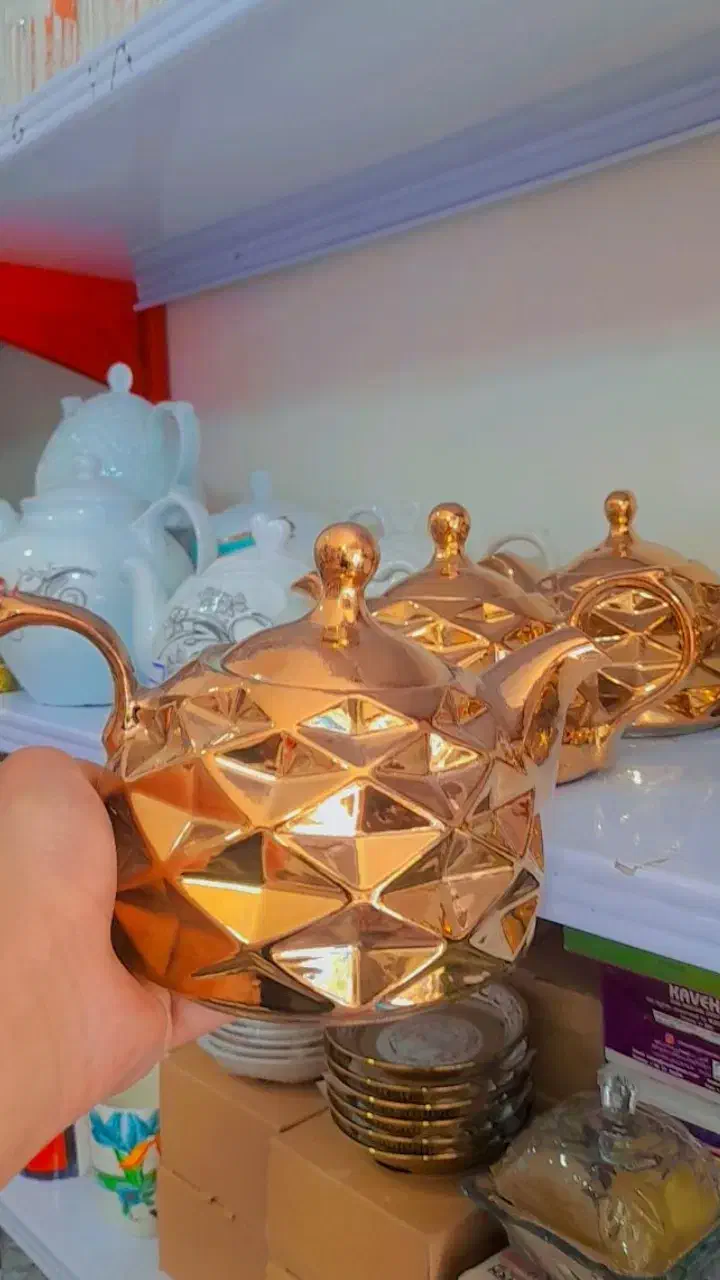 قوری طلایی|قوری، کتری، قهوهساز دستی|ارومیه, |دیوار