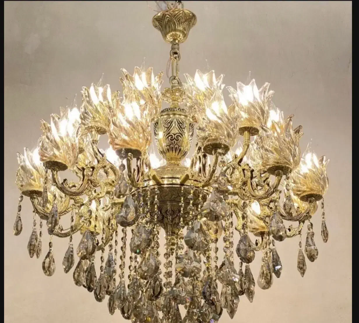 لوستر ۲۴شعله ترکیب برنز ‌کریستال درجه یک|لوستر و چراغ آویز|کرمانشاه, |دیوار