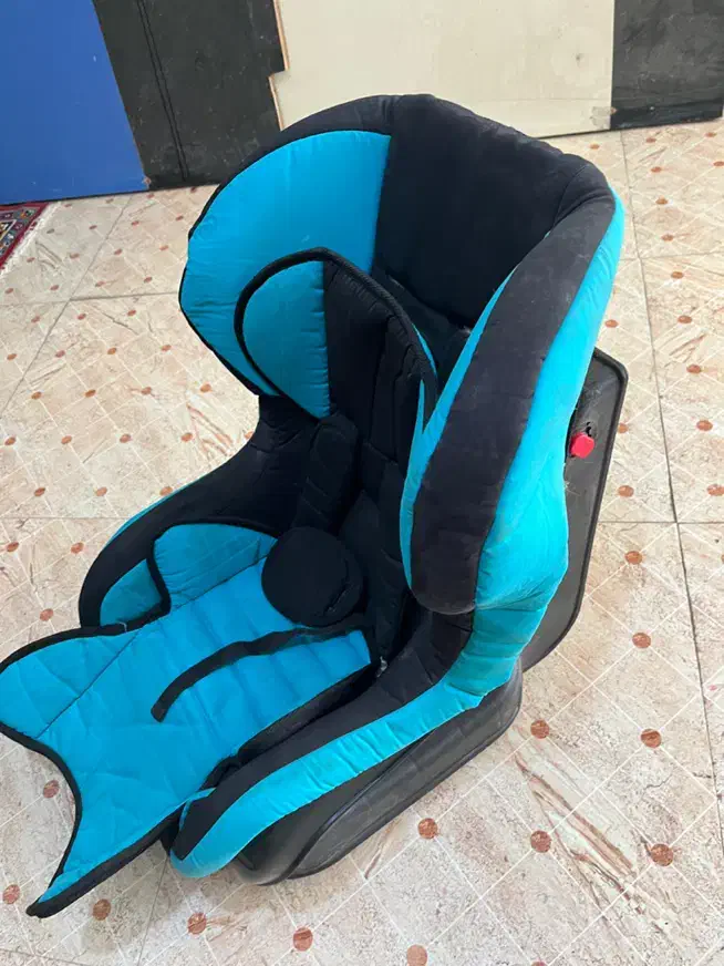 صندلی ایمنی کودک وکریر|کالسکه و لوازم جانبی|ارومیه, |دیوار