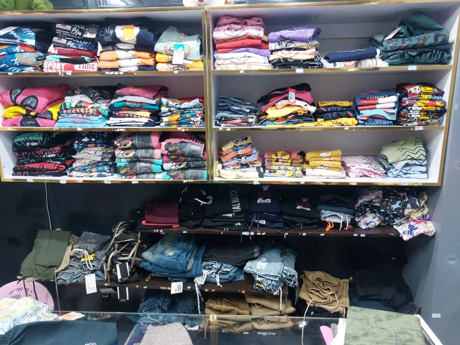 لباس بچه گانه با قیمت فوق العاده|کفش و لباس بچه|فولادشهر, B2|دیوار